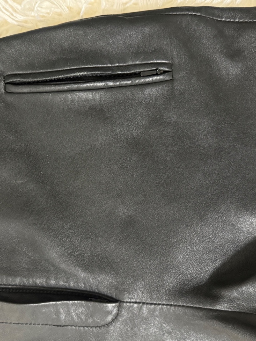 Mango genuine leather shorts size 6 - Picture 3 of 12